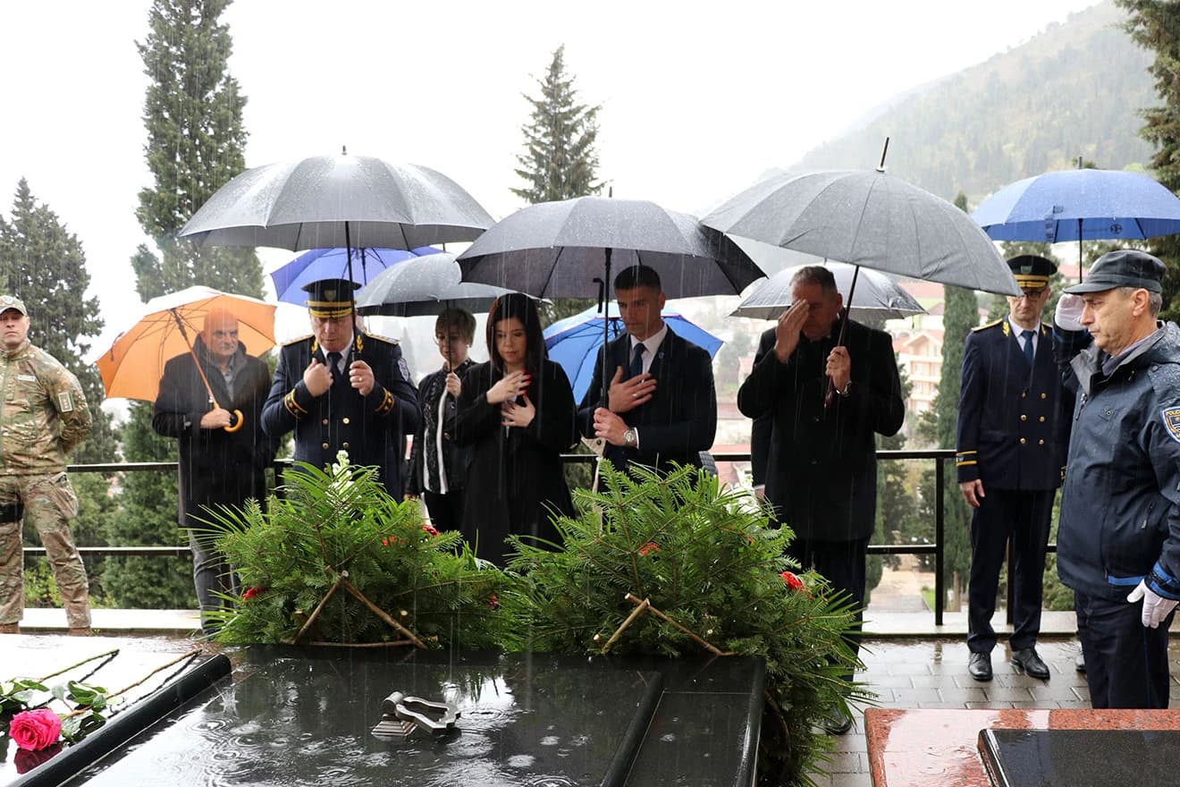 HNŽ odala počast Jozi Leutaru na 26. godišnjicu smrti