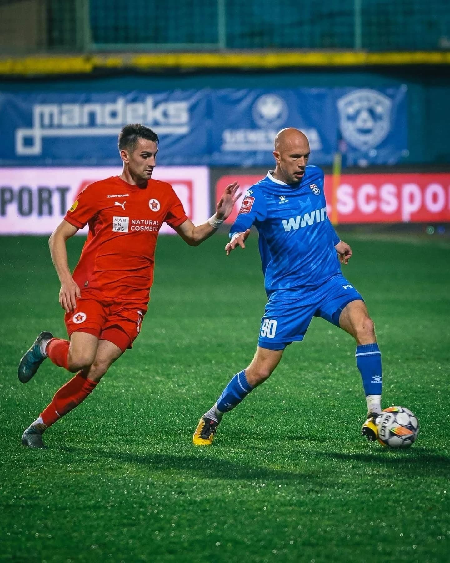 Ludnica na Pecari: Sedam golova, crveni karton i pobjeda Veleža!