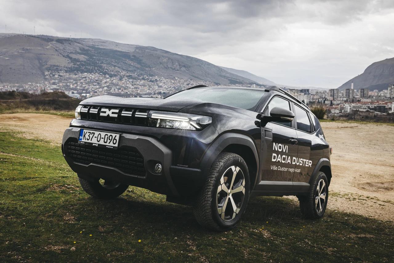 Bljesak je vozio novi Dacia Duster