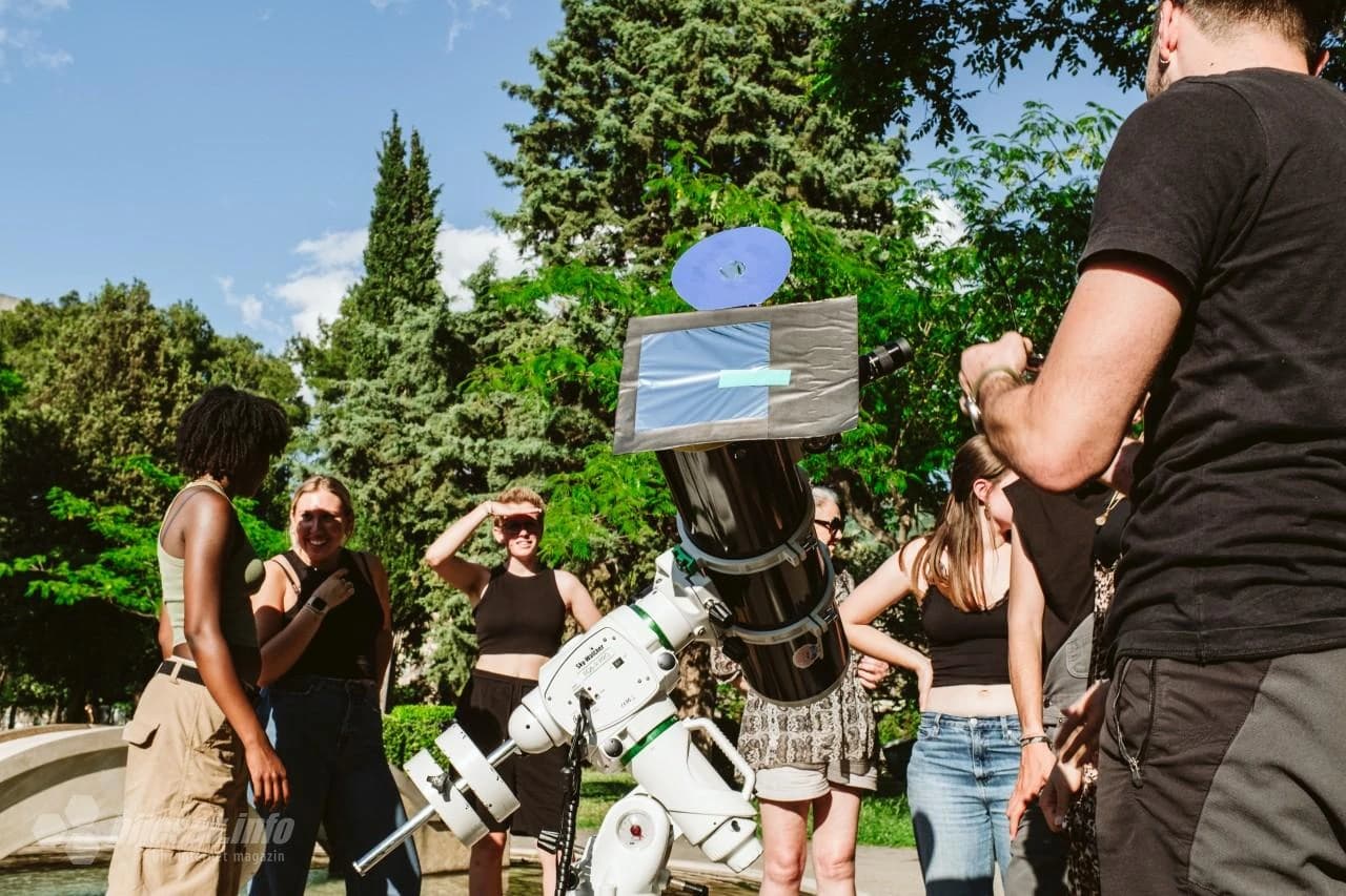 Mostarci se 'približili' Suncu