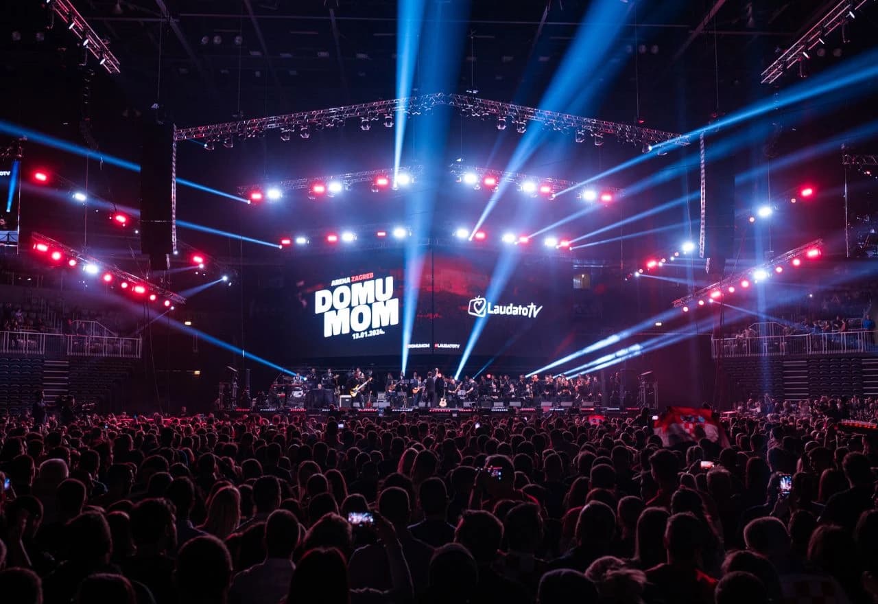 Glazbeno scenski spektakl "Domu mom"