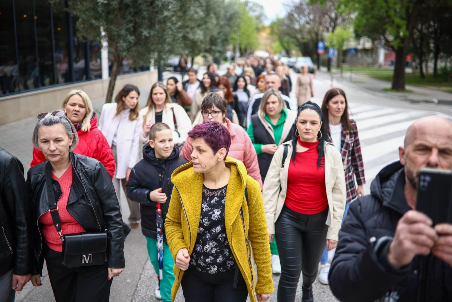Prosvjedna šetnja zdravstvenih radnika HNŽ-a u Mostaru