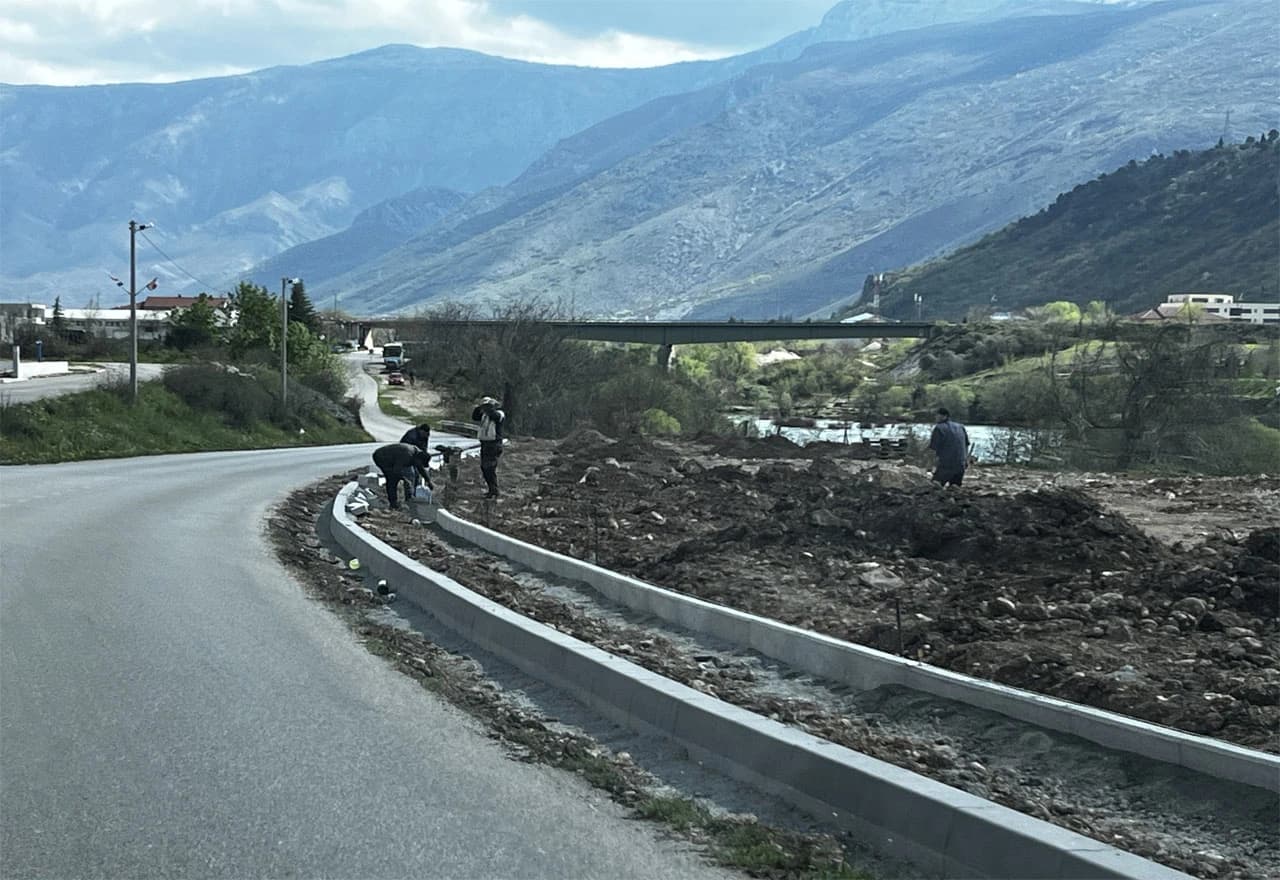 Gradi se nova pješačka zona u Raštanima