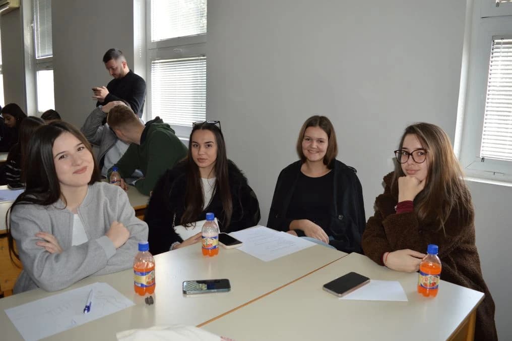 U Mostaru održana tribina o inkluzivnom obrazovanju