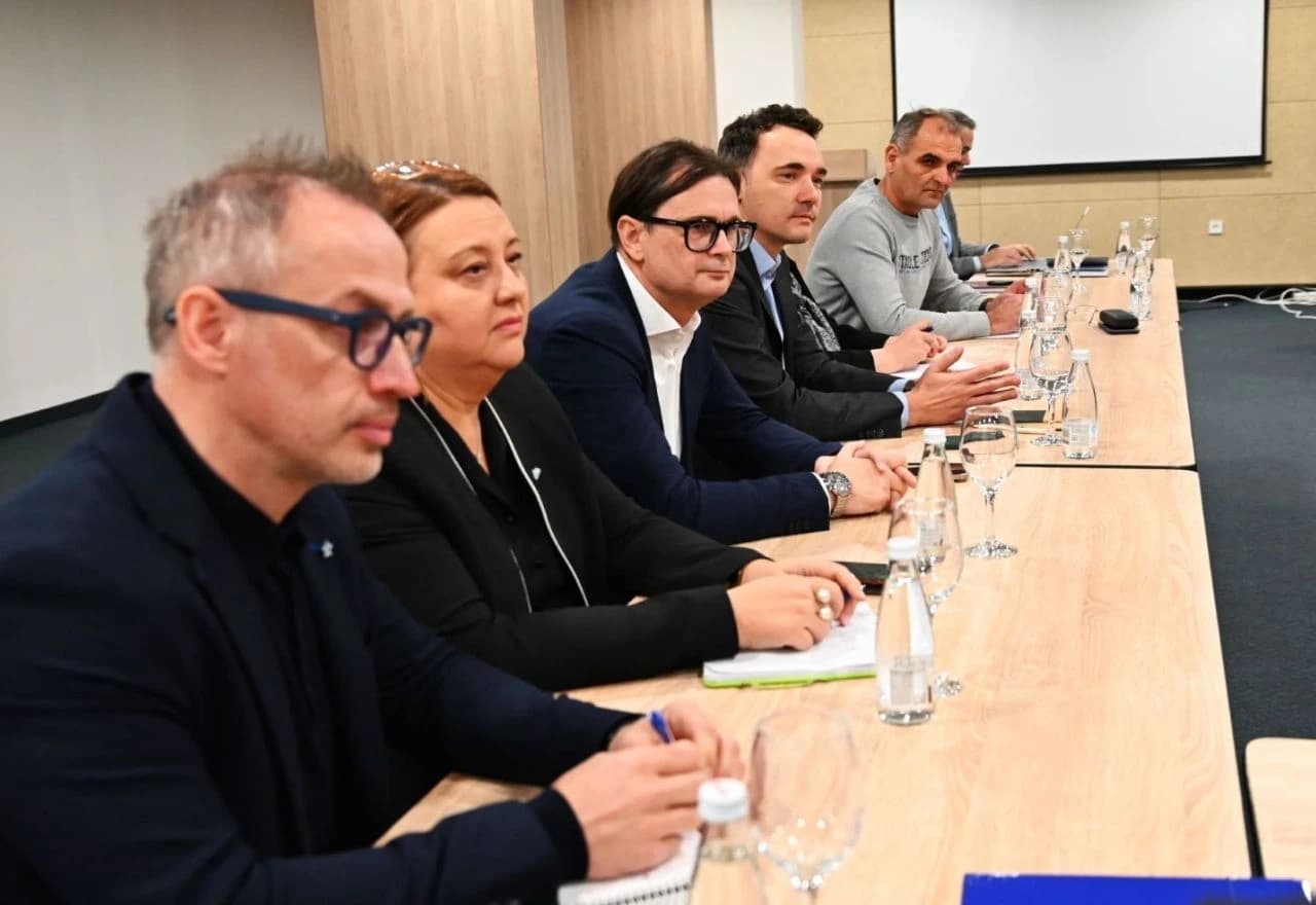 Ministri Pozder i Hrnjic na sastanku u Neumu