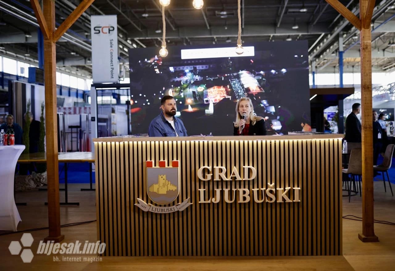 Kristijan Iličić na štandu Grada Ljubuškog i Turističke zajednice Grada Ljubuškog na Međunarodnom sajmu gospodarstva u Mostaru.