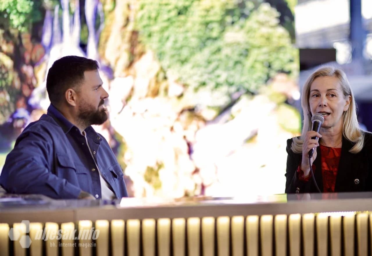 Kristijan Iličić na štandu Grada Ljubuškog i Turističke zajednice Grada Ljubuškog na Međunarodnom sajmu gospodarstva u Mostaru.