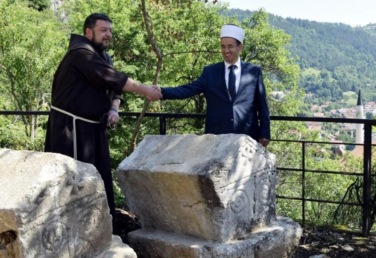 FRANJEVCI ČUVARI BOSNE