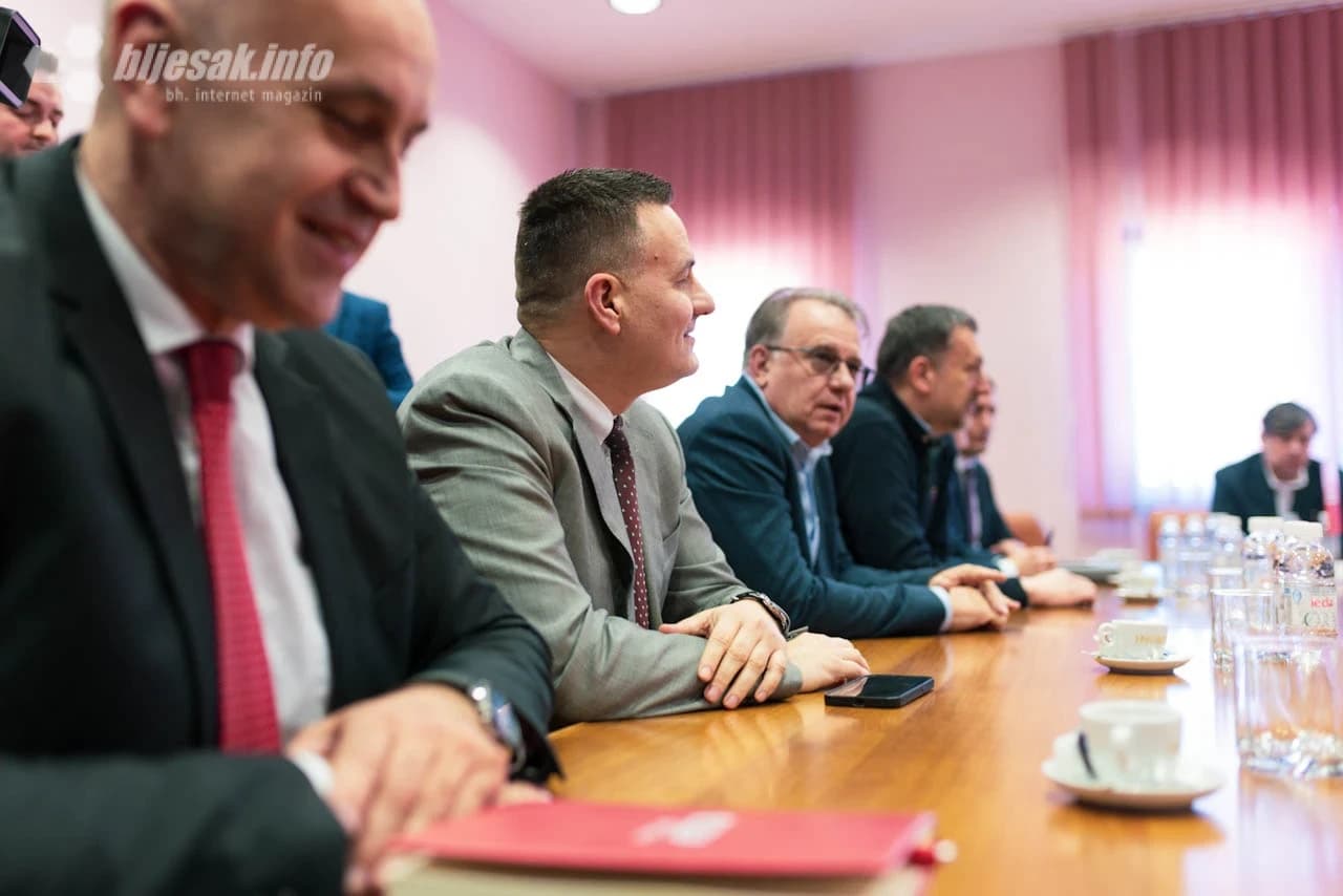 Sastanak HDZ-a i Trojke u Mostaru
