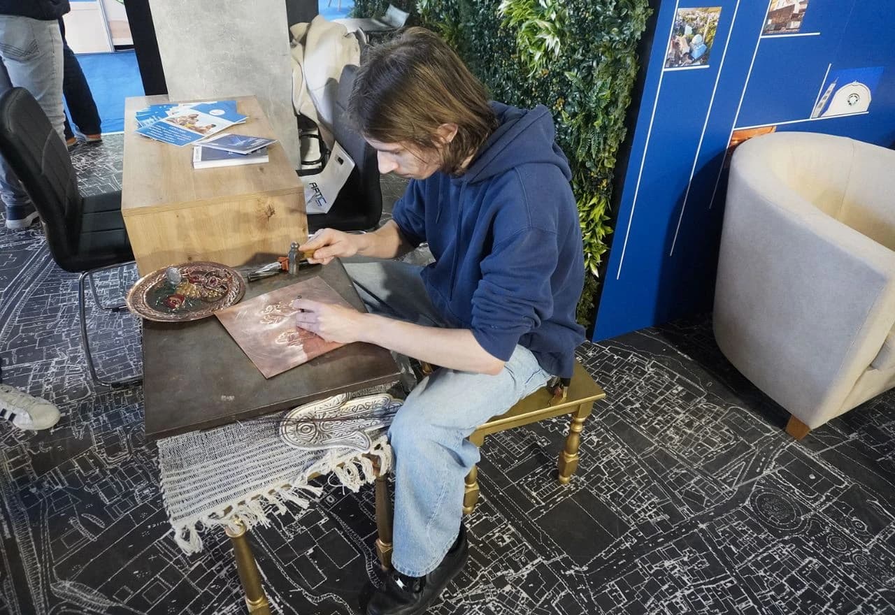 "Identitet Mostara: Očuvanje naslijeđa kroz obrtništvo i suvenire"