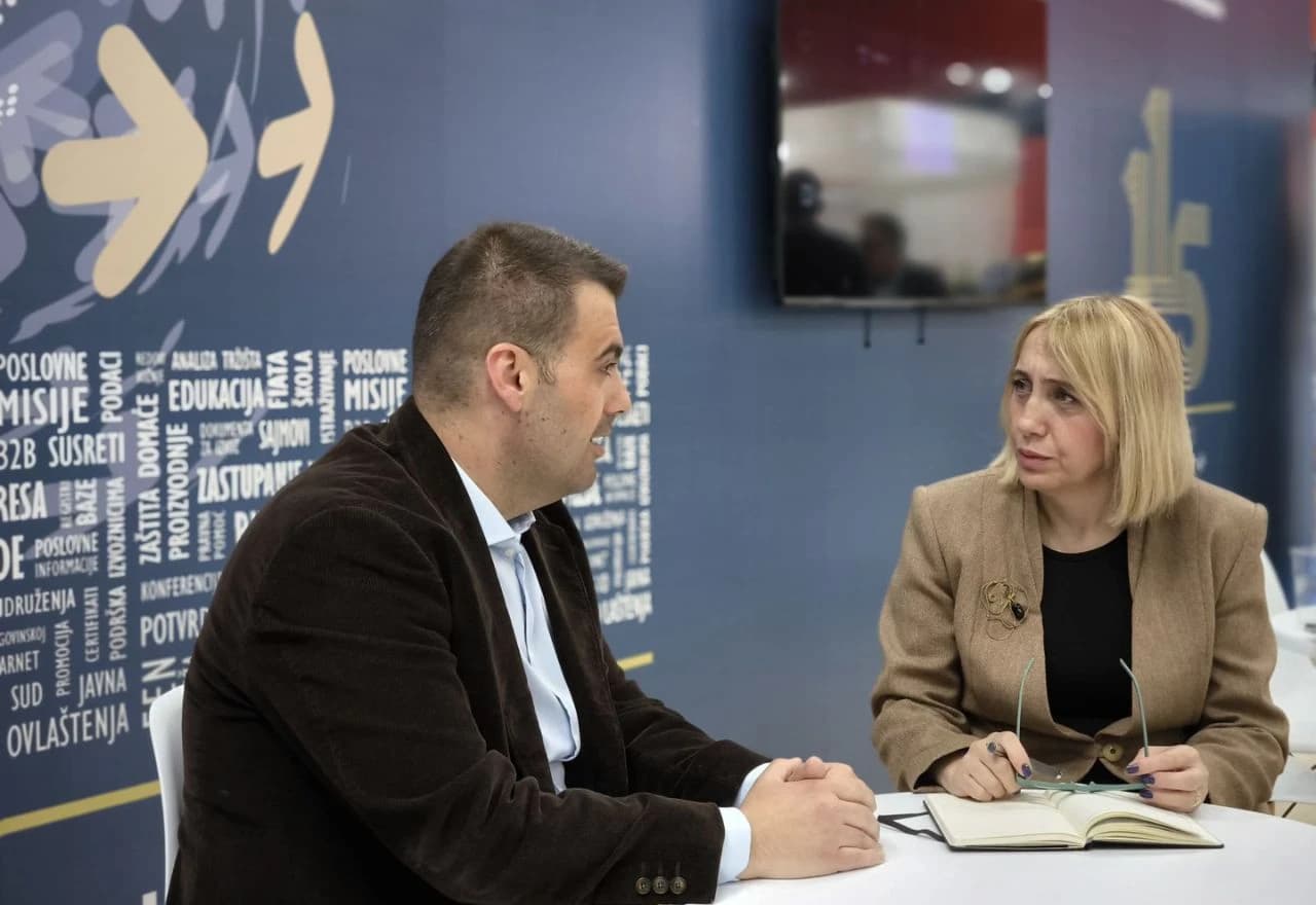 Ministrica Pozder na Mostarskom sajmu