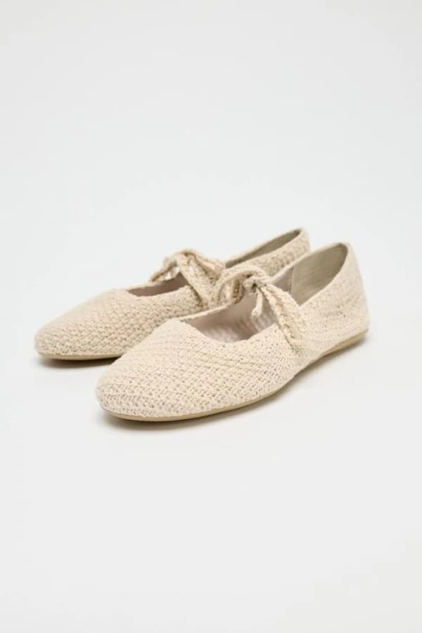 Bijele heklane balerinke