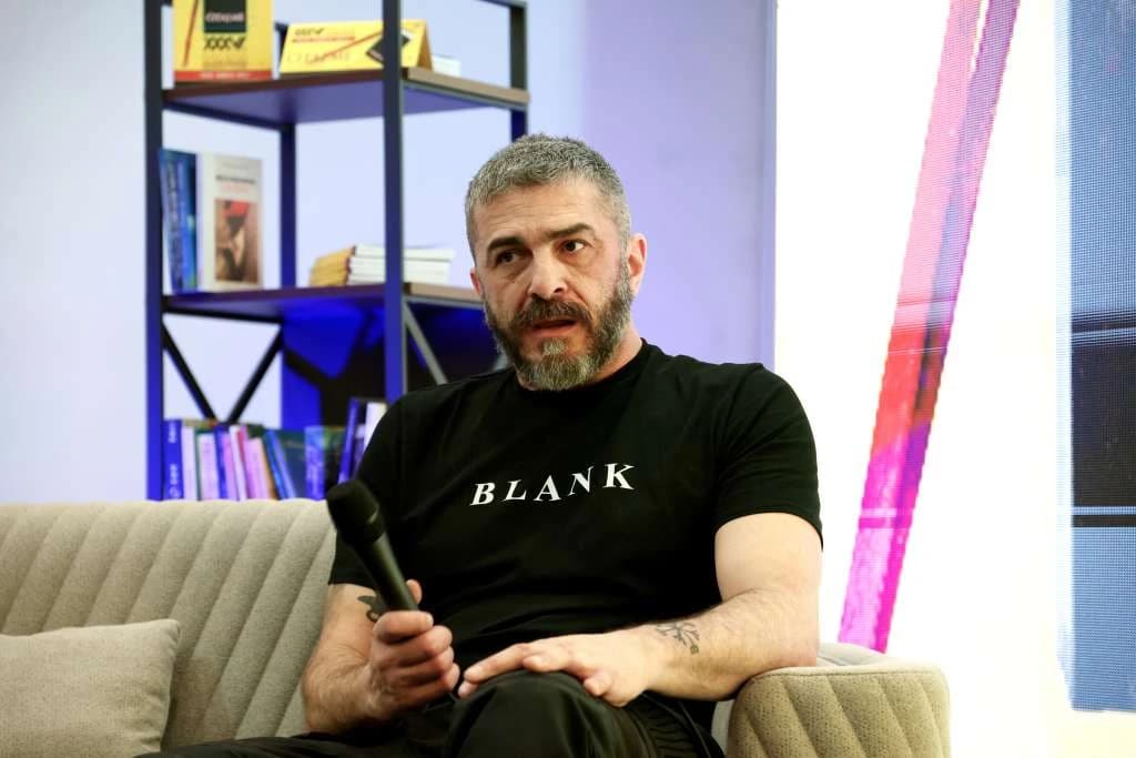 Feđa Štukan prezentirao 'Blank' na Sajmu u Sarajevu: Zamišljao sam je kao film, dok sam je pisao