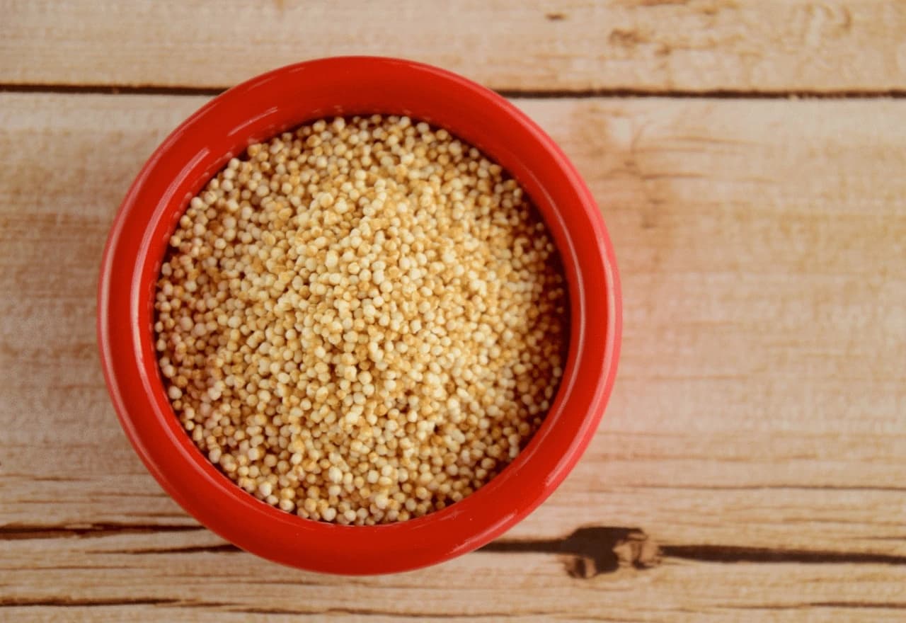 Jogurt s dm amarantom/kvinojom