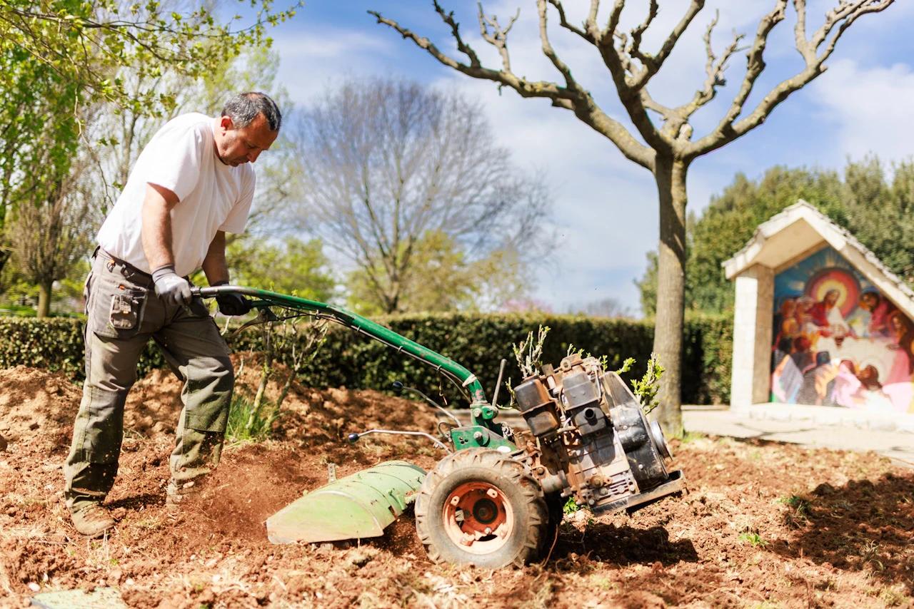 Uređivanje prostora oko crkve u Međugorju