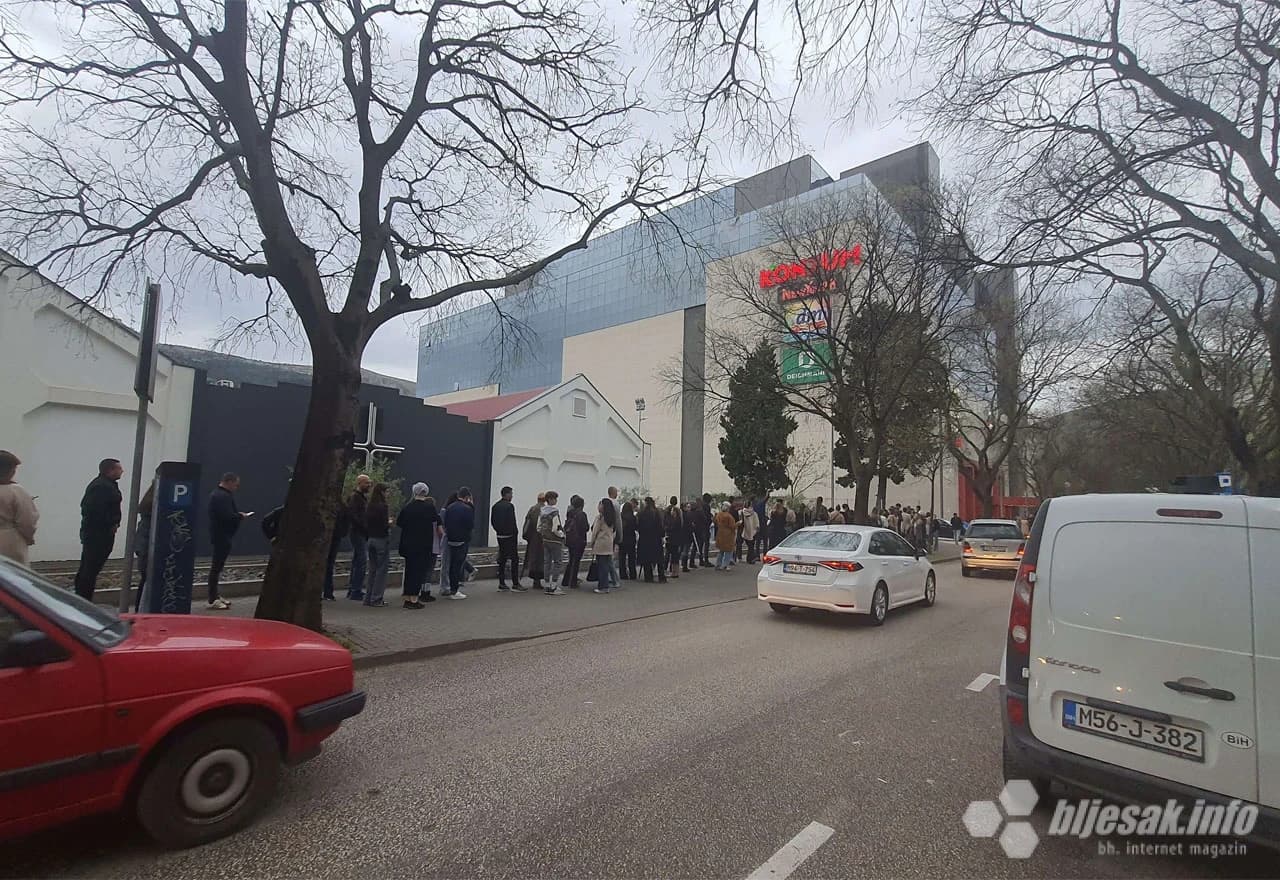 Gužve u mostarskim crkvama