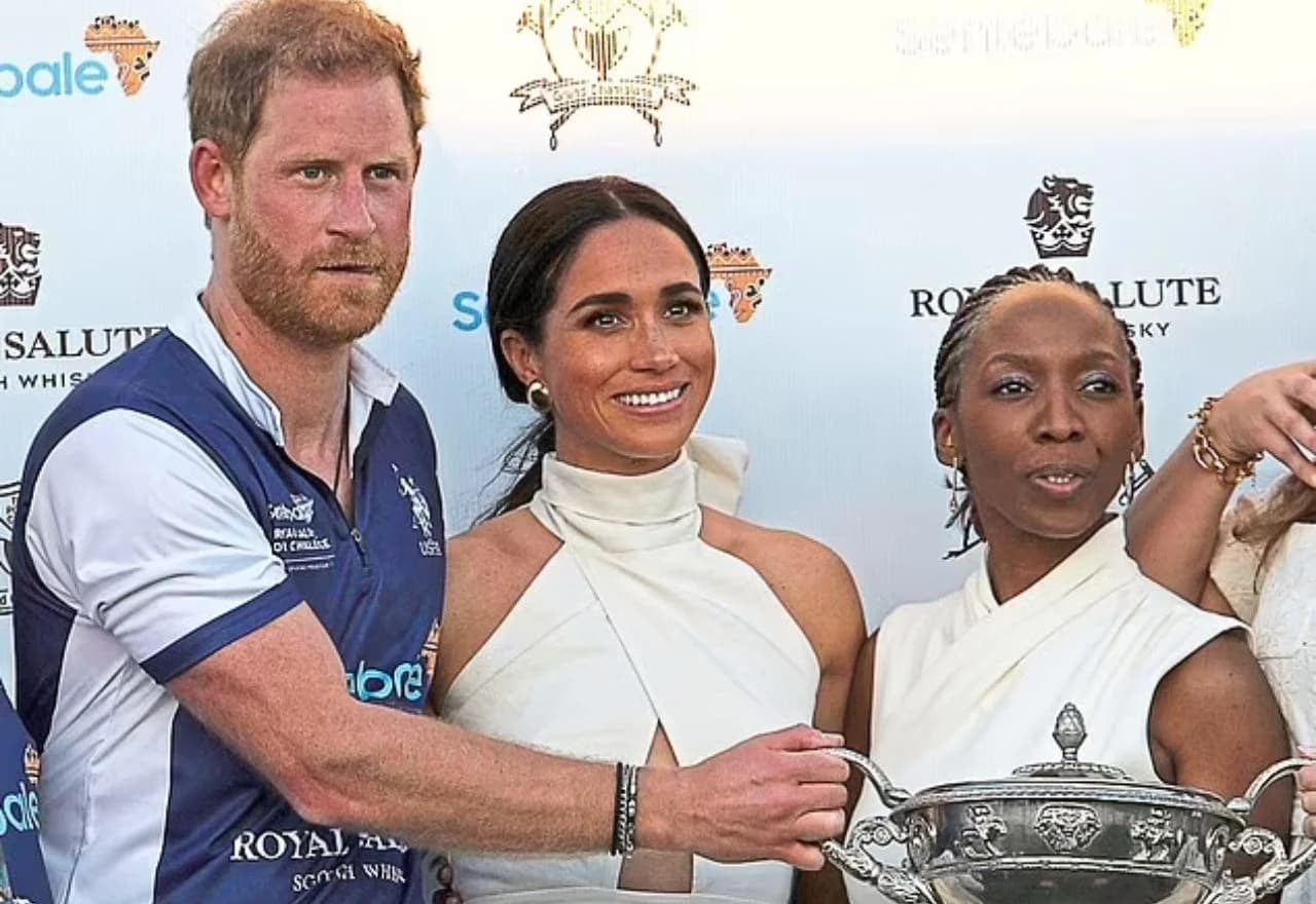 Dr. Sophie Chandauka s Meghan i Harryjem na polo turniru