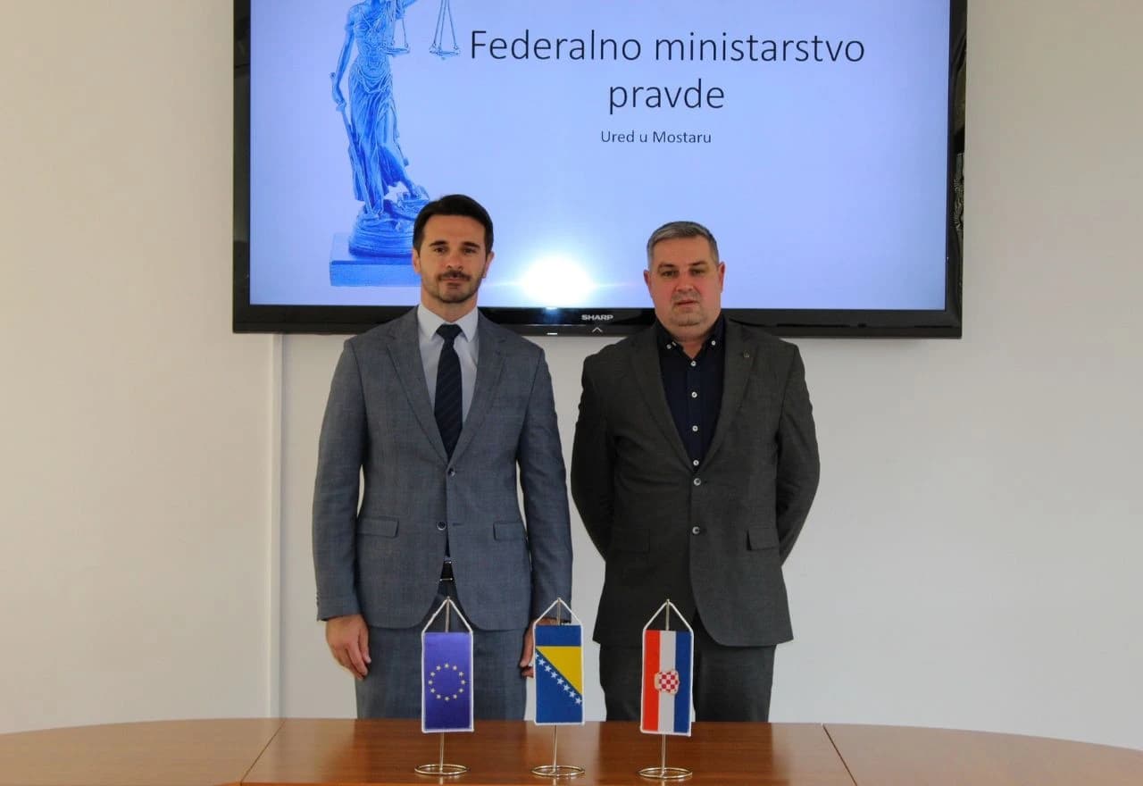 U Uredu Federalnog ministarstva pravde u Mostaru danas je održan radni sastanak