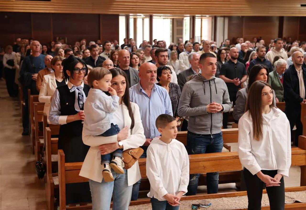 Uskrs u Mostaru: Biskup Palić o snazi uskrsnuća i nadi za budućnost