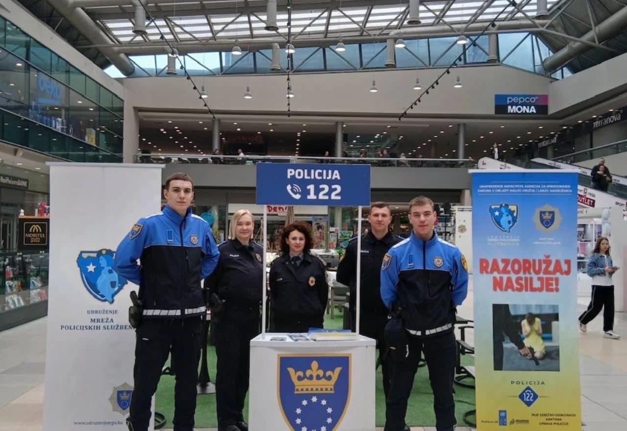 Štand za informacije o kampanji