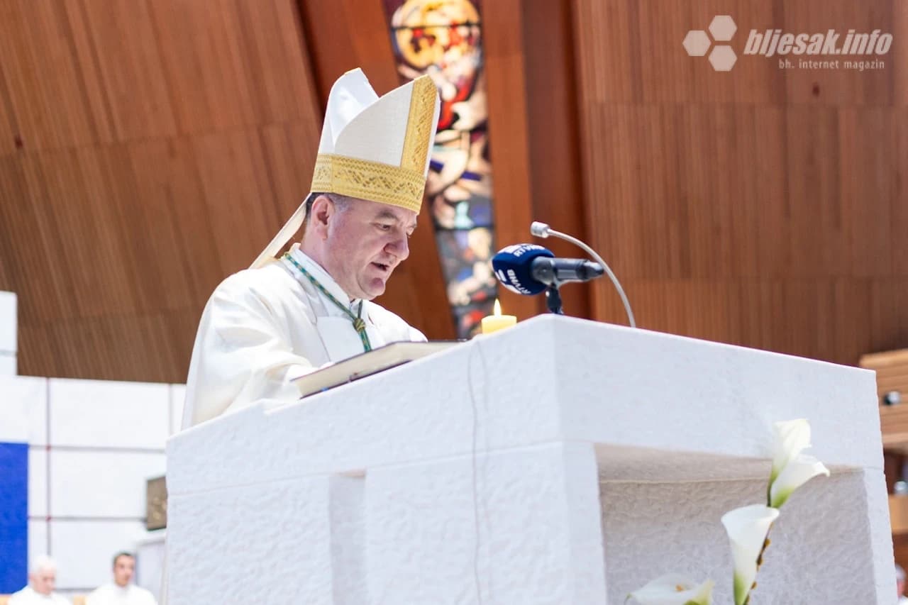 Mostarsko-duvanjski biskup i apostolski upravitelj trebinjsko-mrkanski mons. Petar Palić