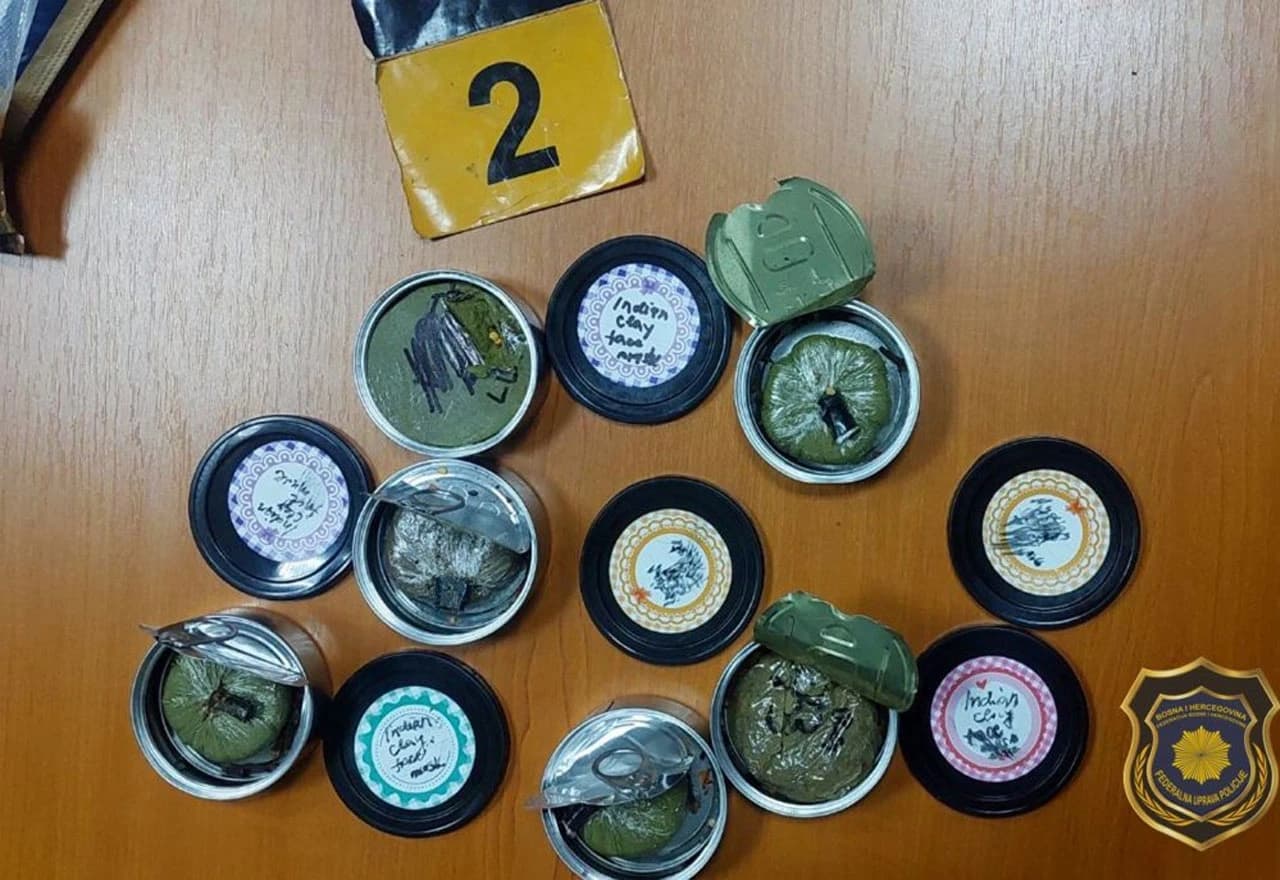 Sarajevska policija razbila lanac krijumčarenja: Hašiš i BMK zaplijenjeni