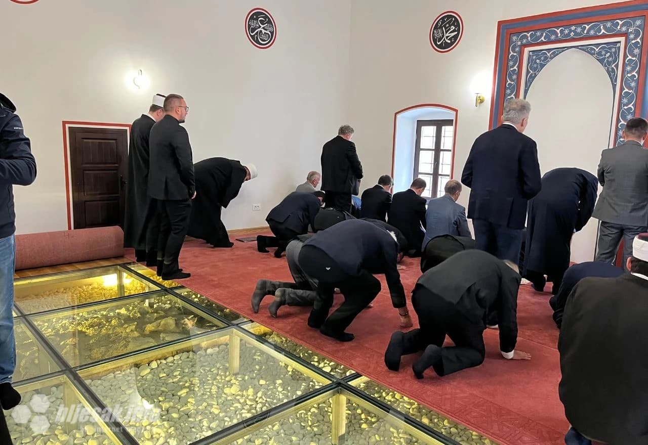 Otvorena Opijačeva tekija