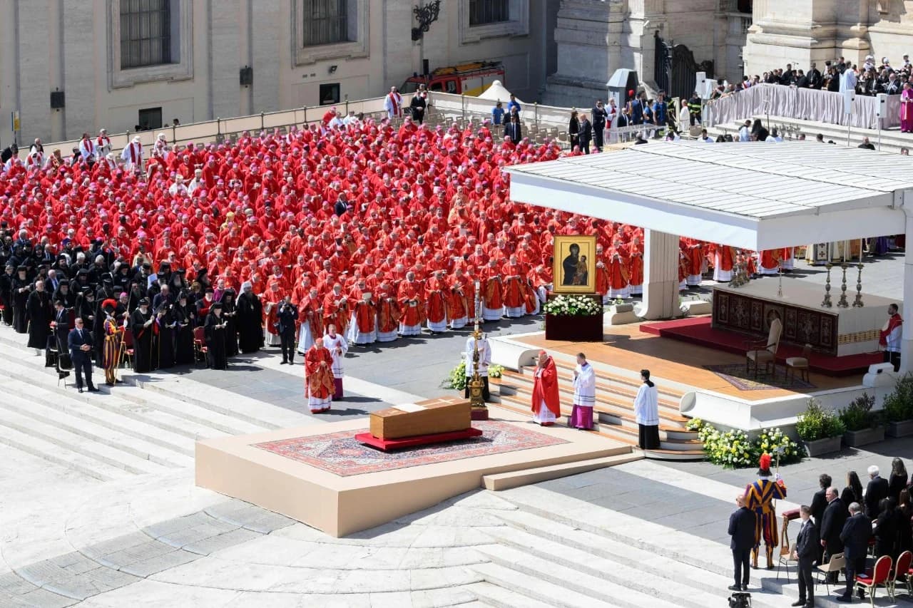 Posljednji ispraćaj argentinskog pape u Vatikanu