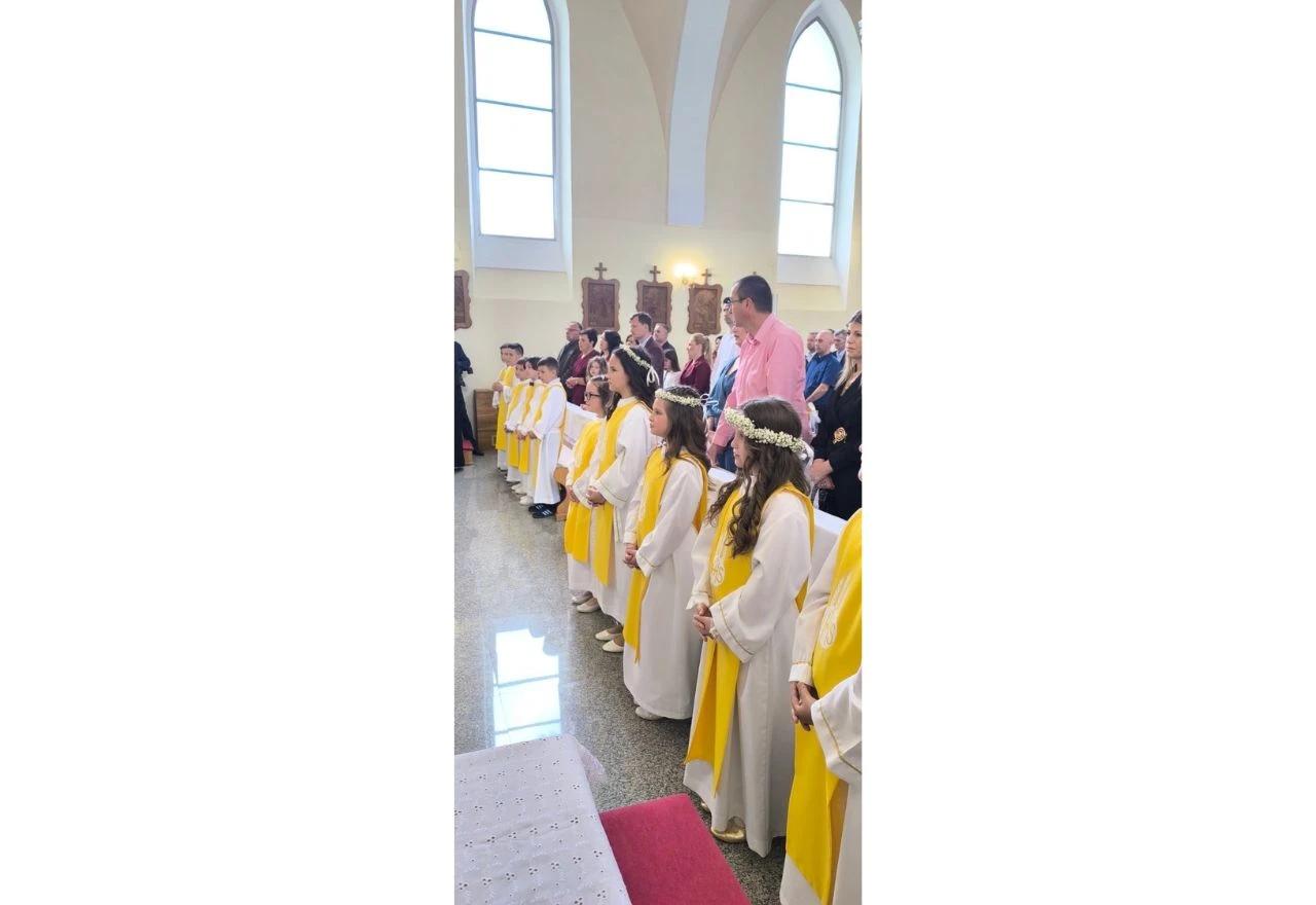 Prva Sveta Pričest u župi Presvetog Srca Isusova Potoci-Bijelo Polje