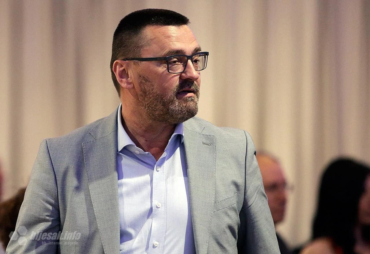 Direktor Sveučilišne kliničke bolnice Mostar Ante Kvesić