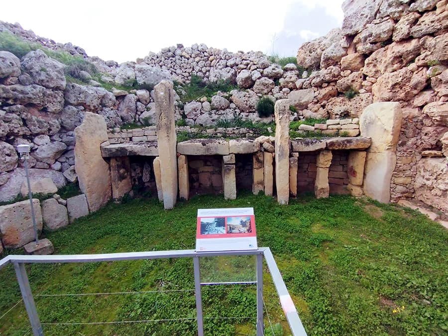 Oltar u jednom od hramova