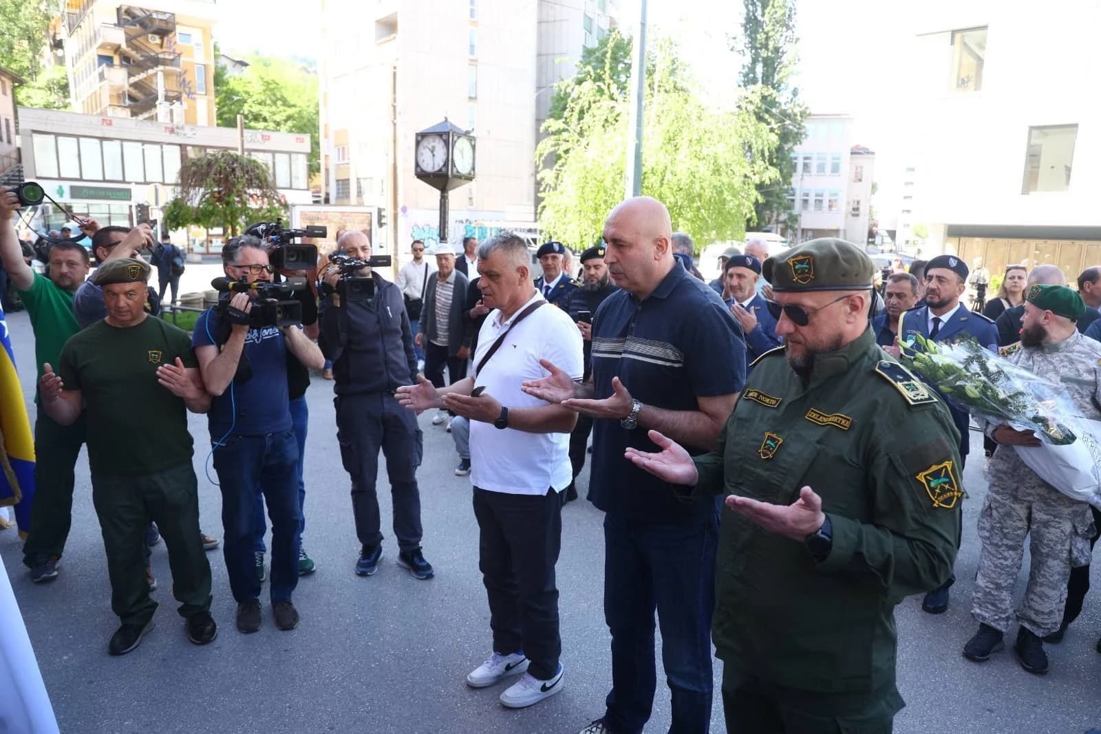 'Zelene bereke' i borci Armije RBiH obilježili 33. godišnjicu bitke u 'Dobrovoljačkoj'