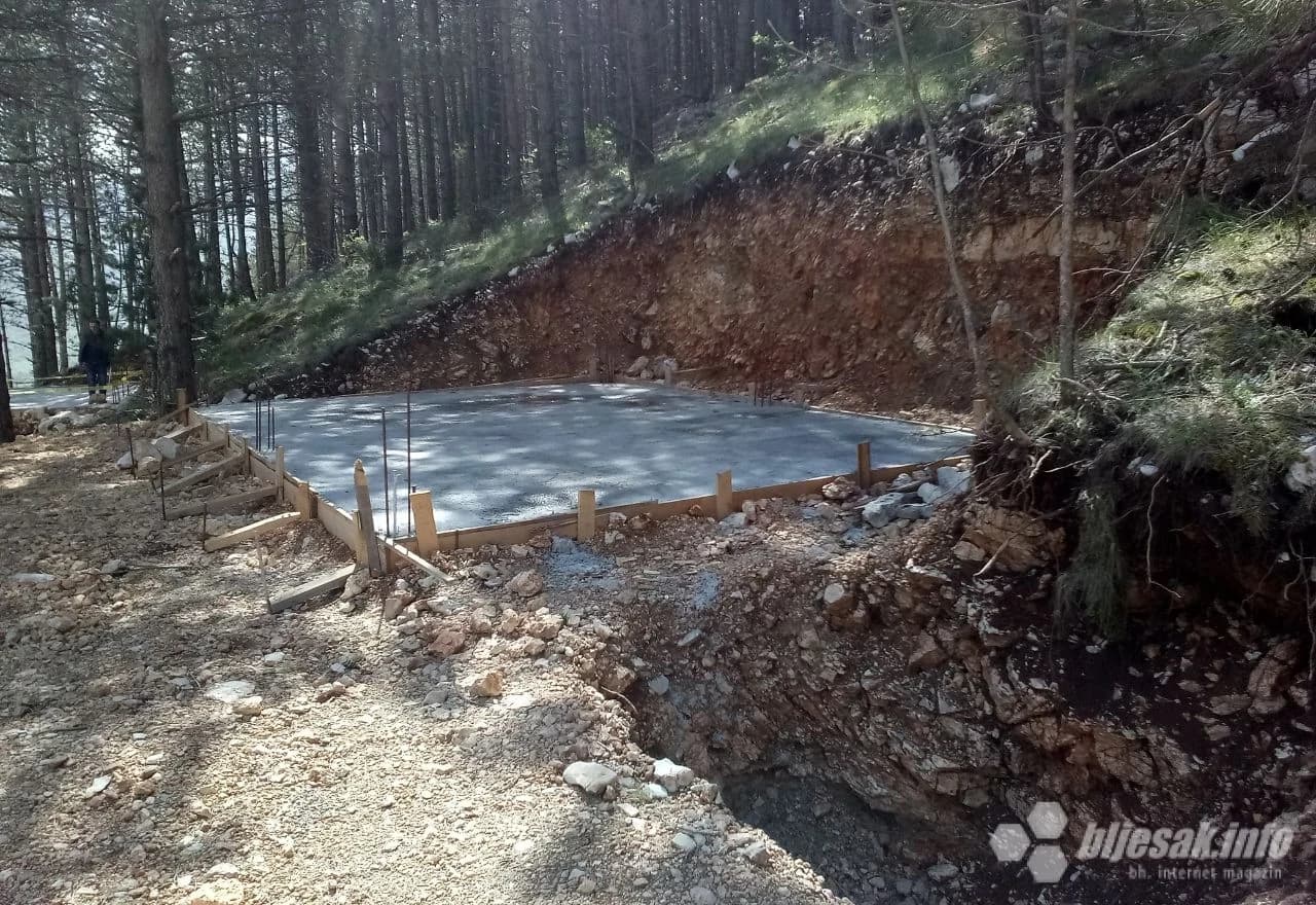 Nelegalna gradnja na Rujištu