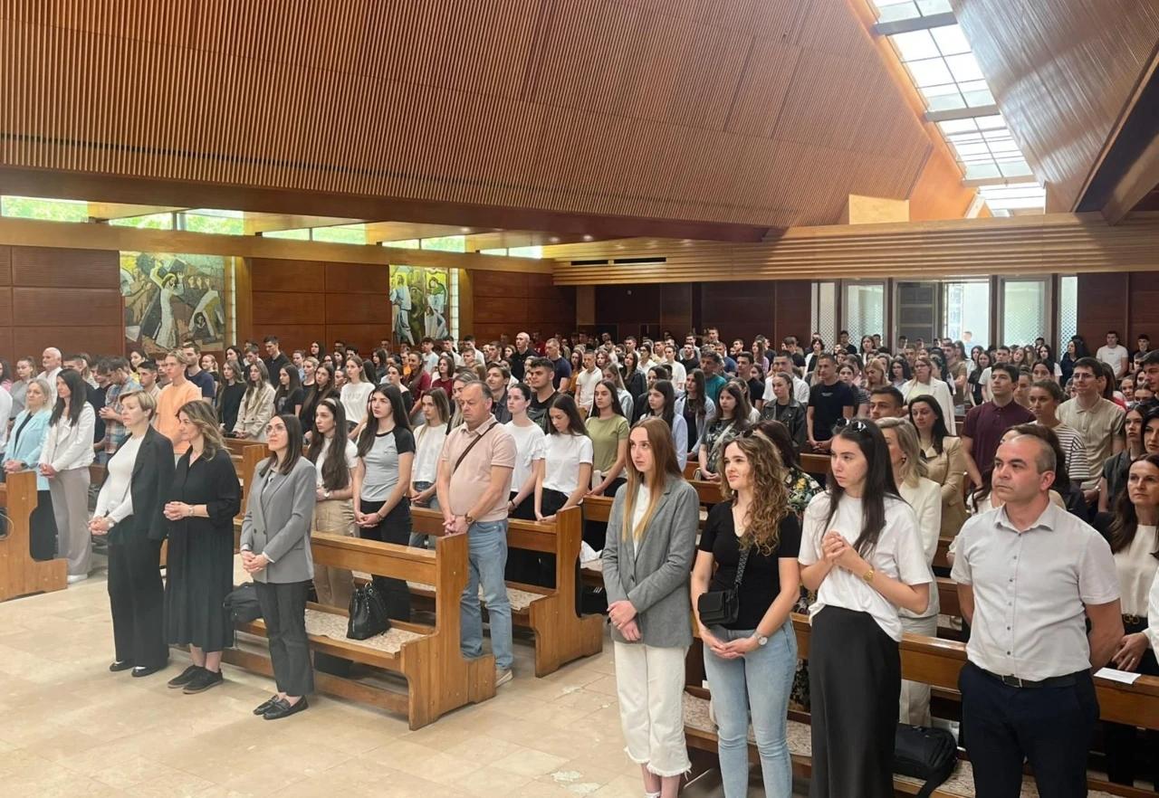 Maturanti, roditelji i profesori