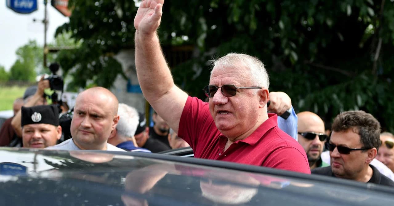 Vojislav Šešelj