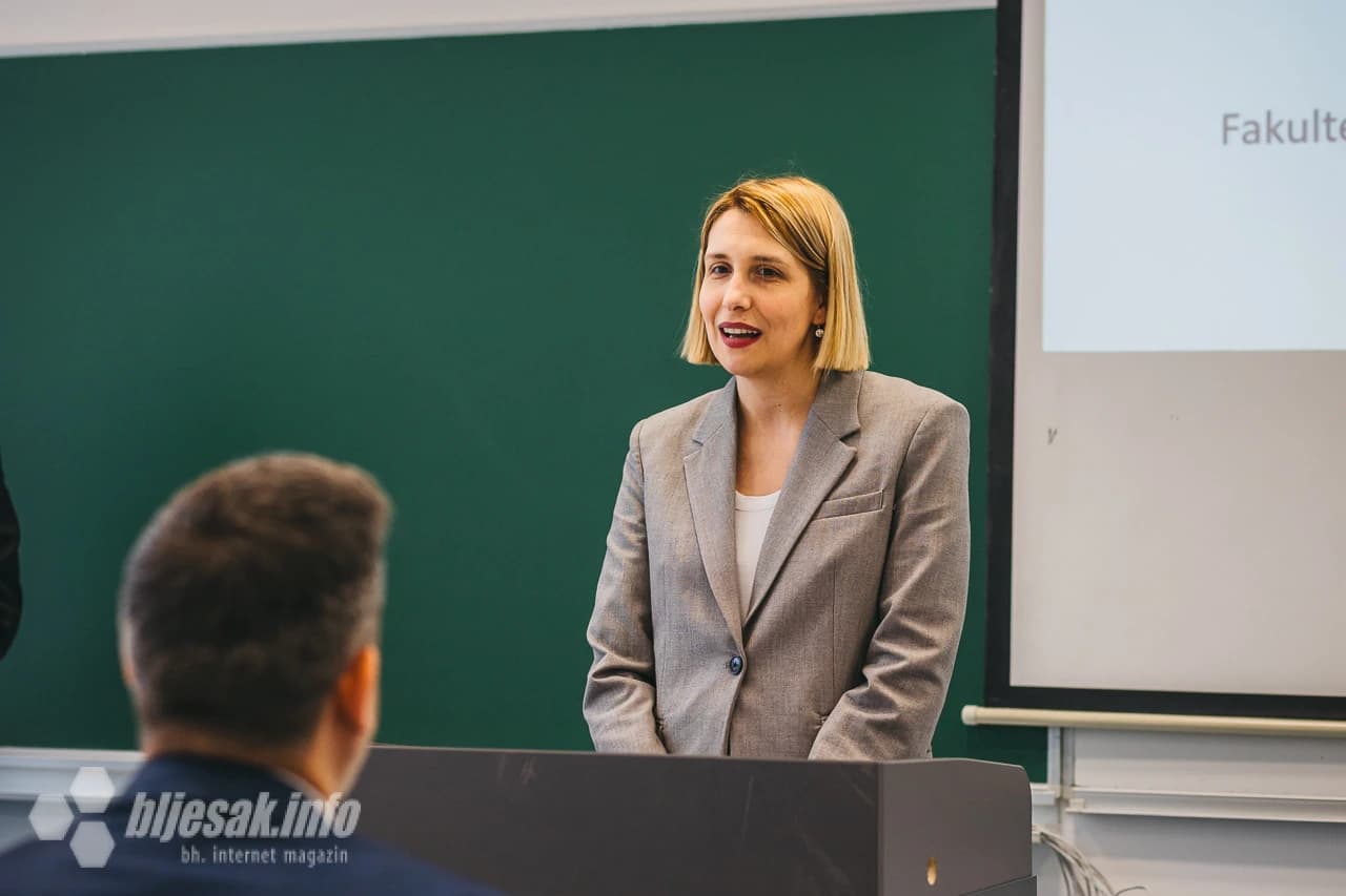 Na Filozofskom fakultetu održano predavanje o hrvatskom jeziku i položaju Hrvata u BiH