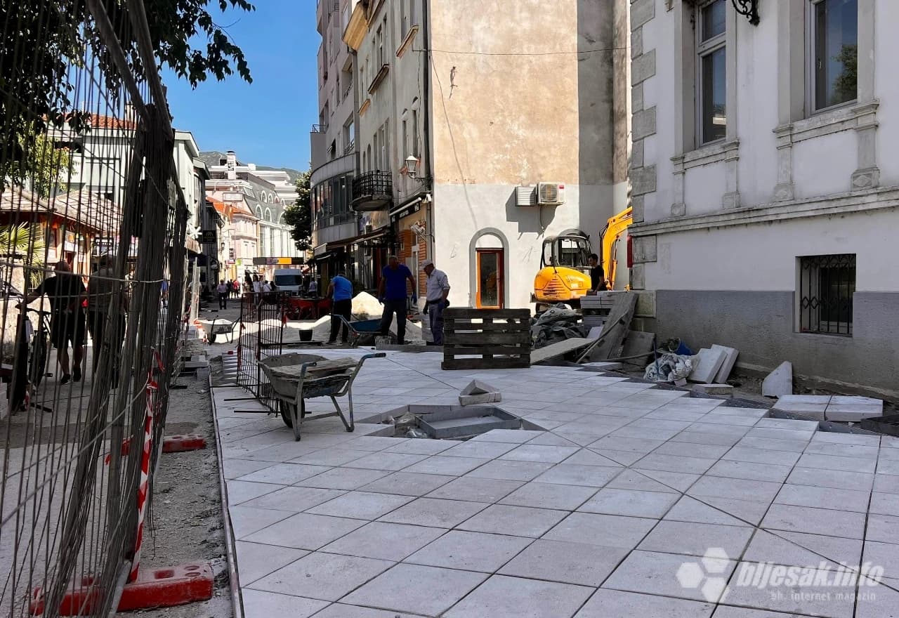 Popločavanje Ulice braće Fejića