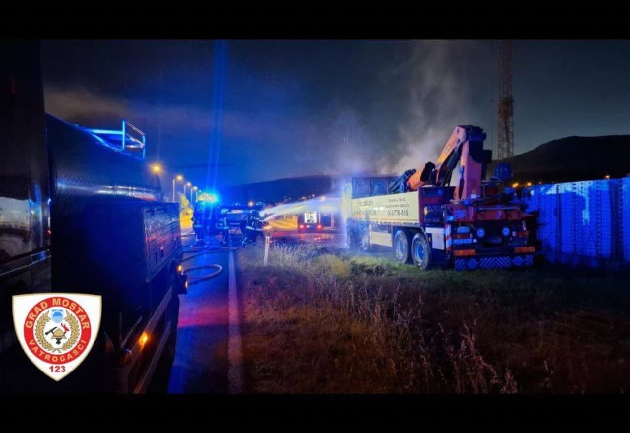 Požar na teretnom vozilu u Ortiješu