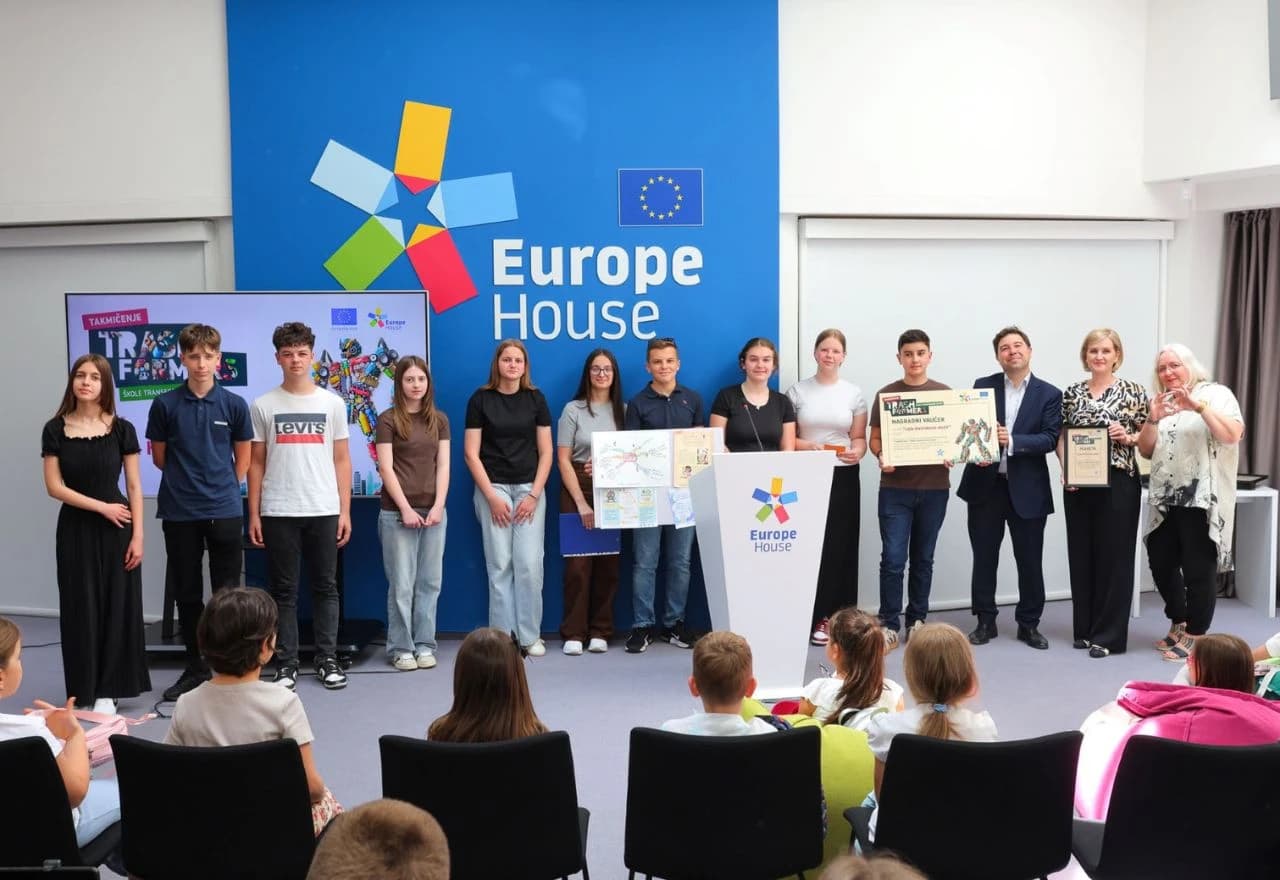 ''Trashformers: Škole transformiraju otpad''