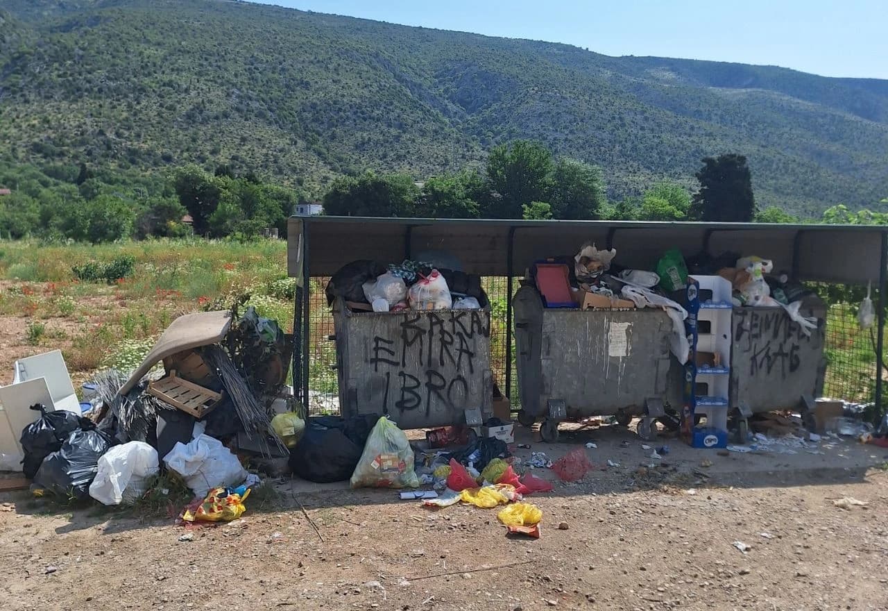 Kontejneri u Dolini Sunca