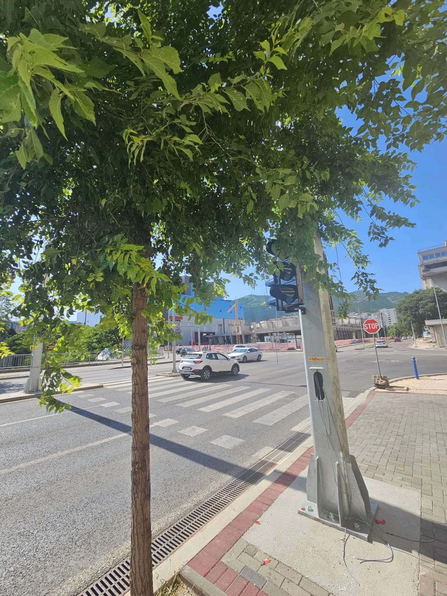 Tko Mostar pretvara u betonsku pustinju?