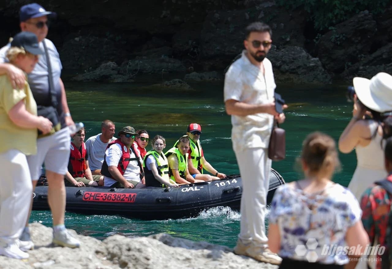 Vreli lipanjski grad u Starom gradu