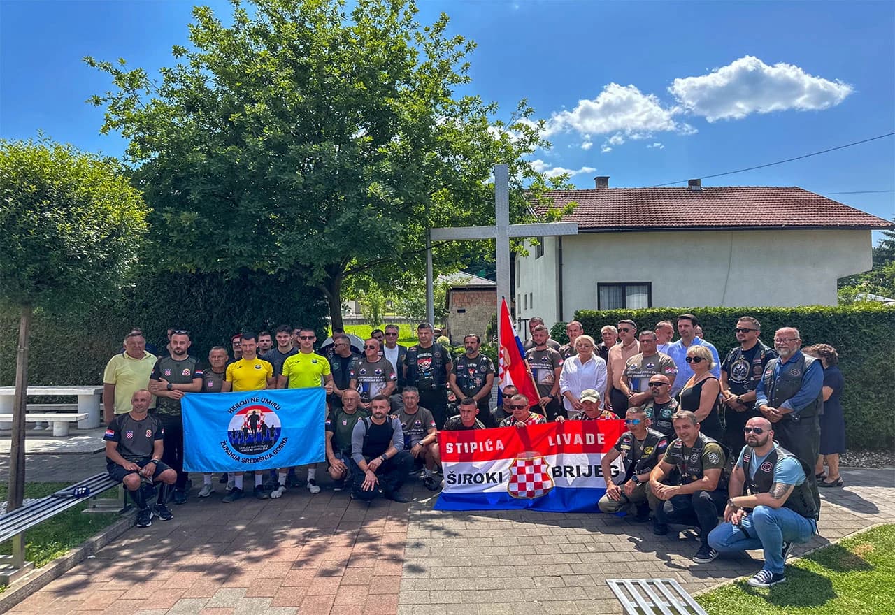 Srcem za Osmicu: Vitez ujedinio sport i sjećanje na ubijenu djecu