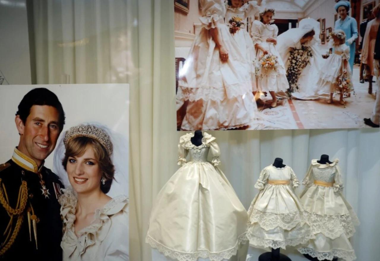 Više od 100 predmeta princeze Diane na dražbi u Beverly Hillsu