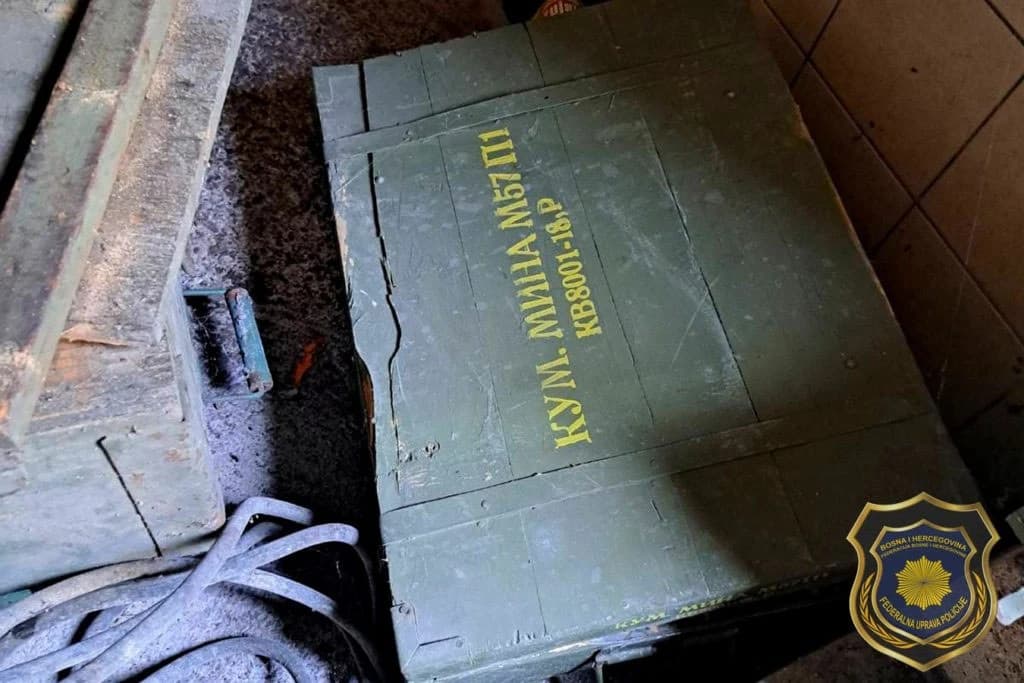 Uhićen muškarac iz Gabele, policija oduzela oružje i eksploziv