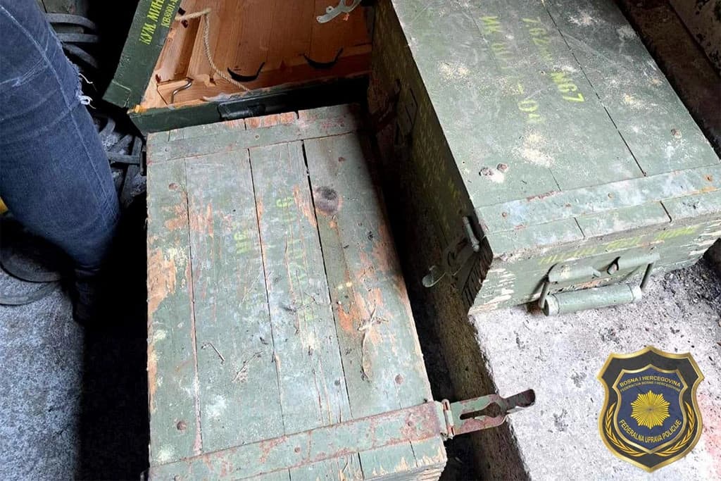 Uhićen muškarac iz Gabele, policija oduzela oružje i eksploziv