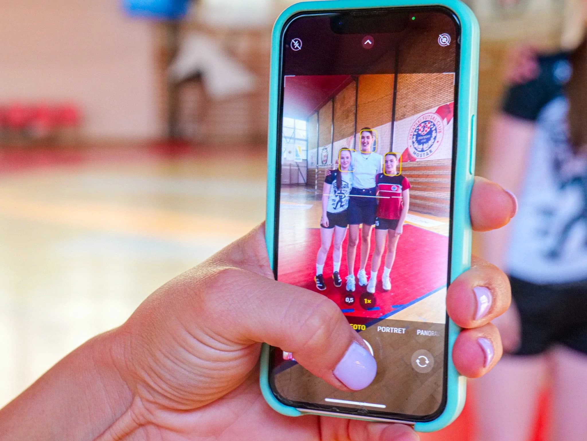 Bivša reprezentativka Hrvatske Ćamila Mičijević posjetila je HŽRK Zrinjski.