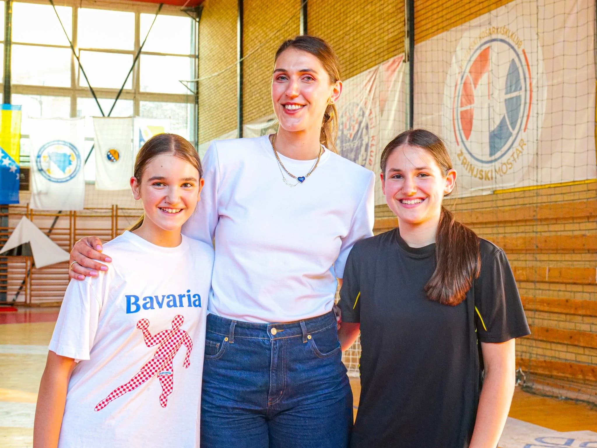 Bivša reprezentativka Hrvatske Ćamila Mičijević posjetila je HŽRK Zrinjski.