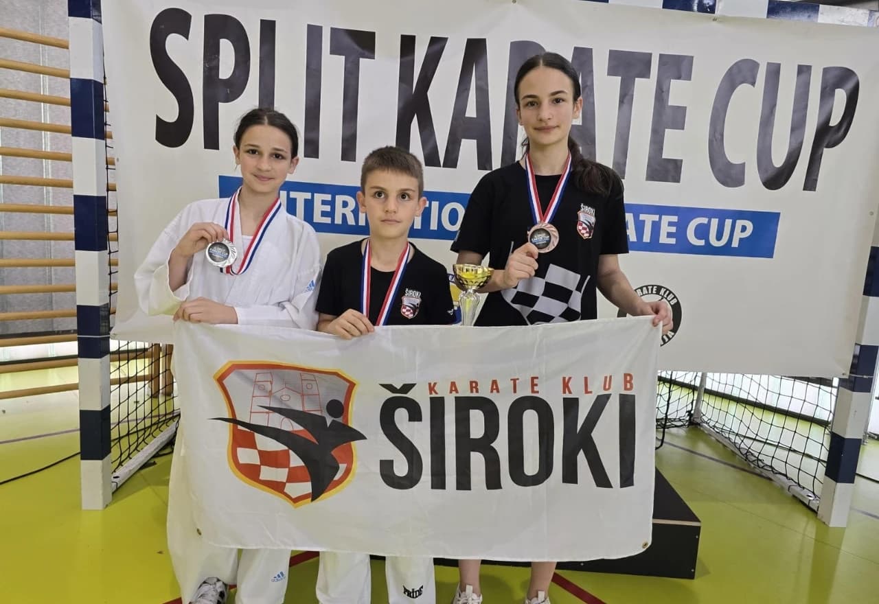 Karatisti briljirali u Splitu: Dvije zlatne, četiri srebrne i sedam bronci