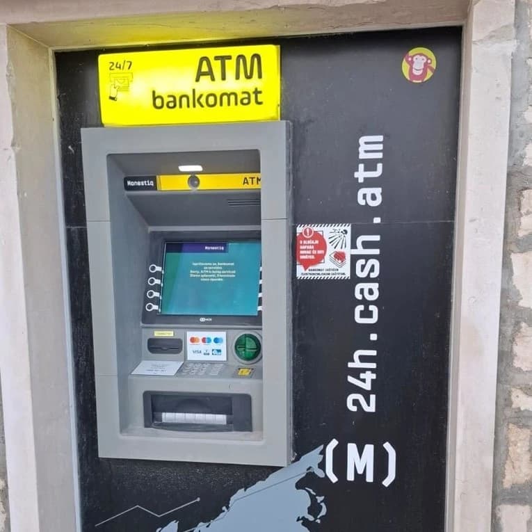 "Ničiji" bankomati na Jadranu